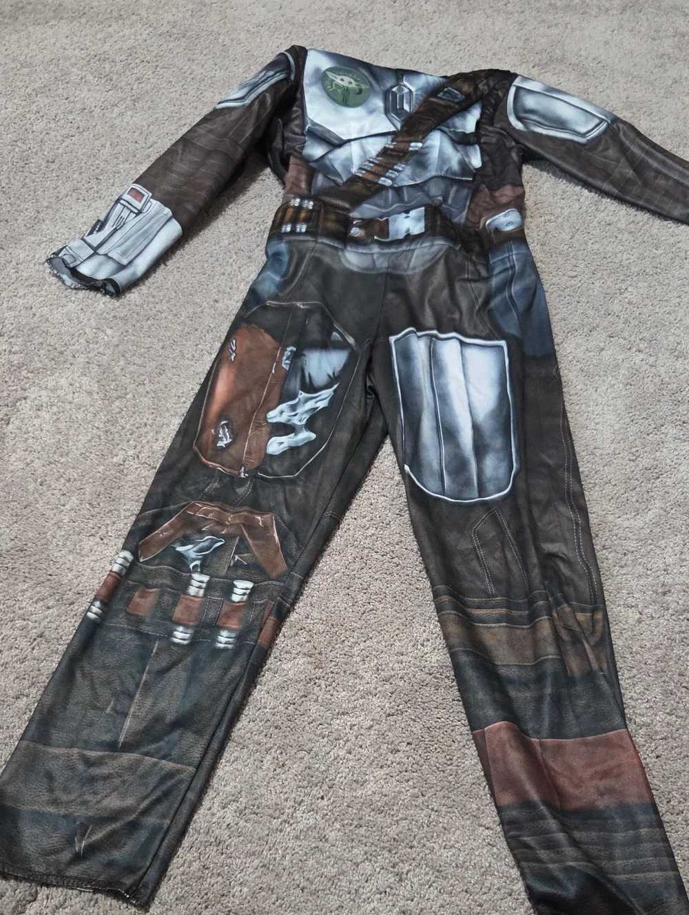 Rubies II Jazwares Star Wars The Mandalorian Youth Costume Jumpsuit, Kids Size M